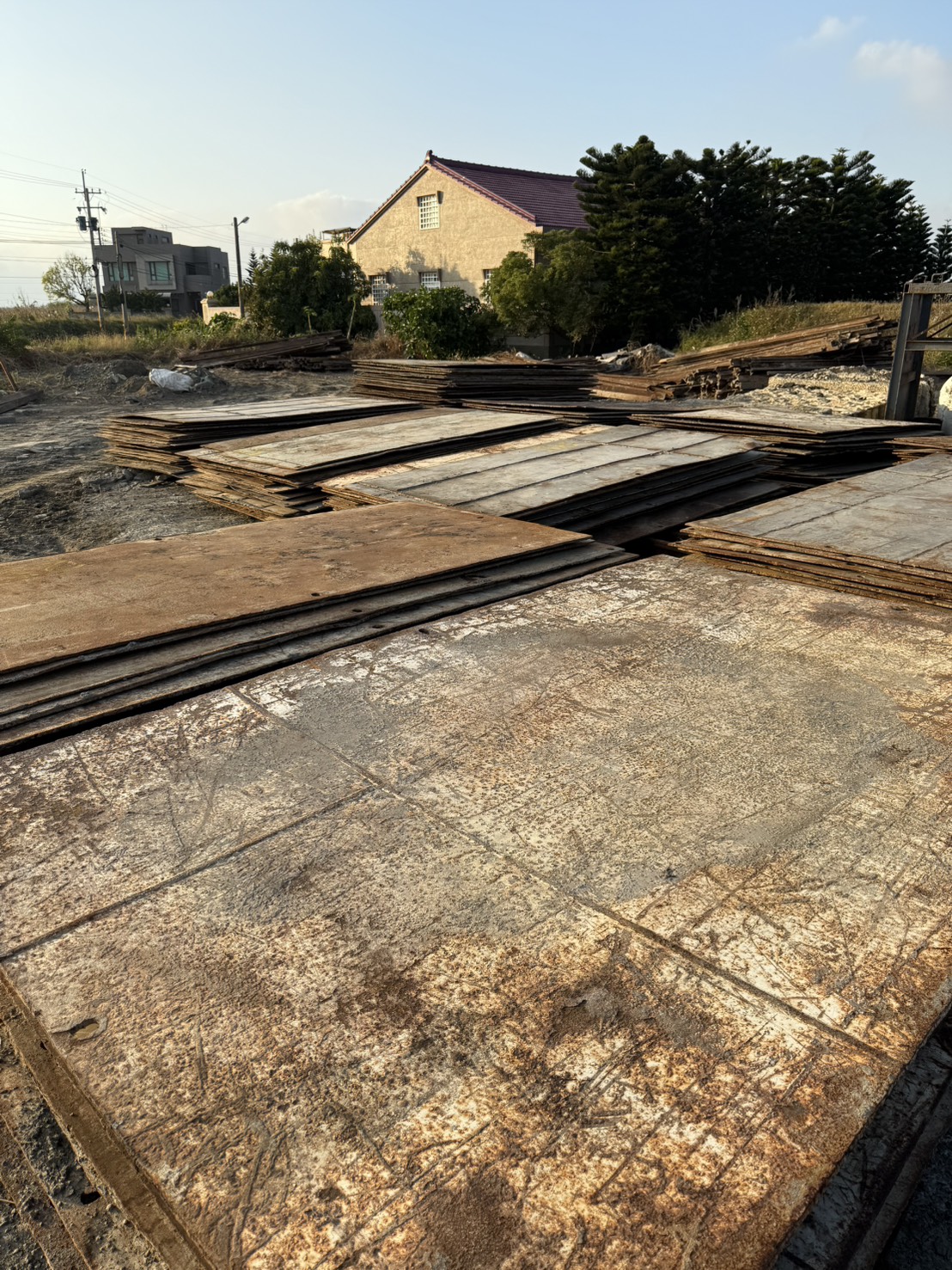 工程餘料回收與鋼材再利用(construction waste recycling)
